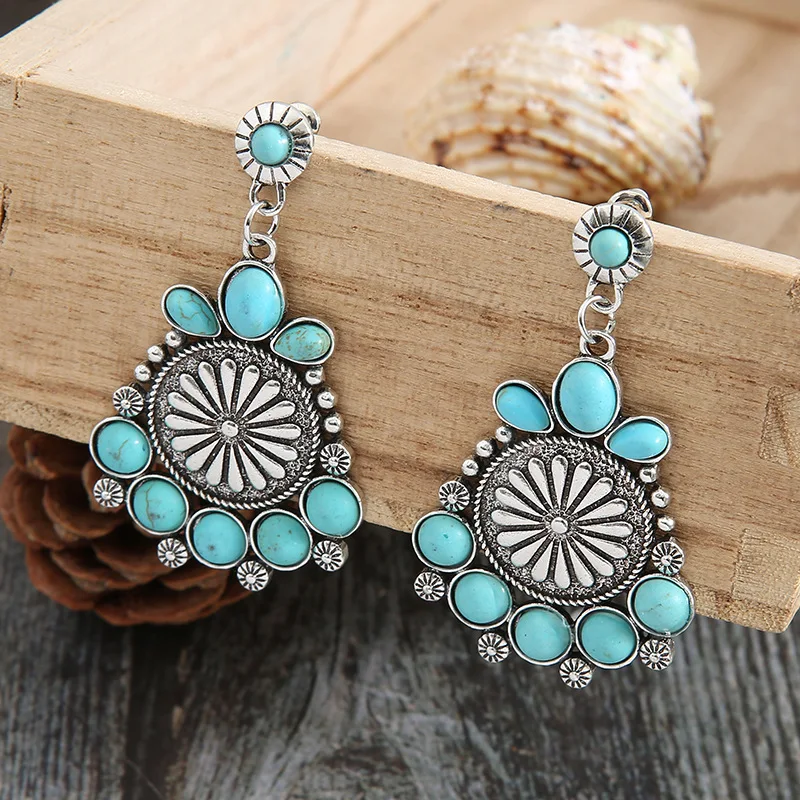 

Bohemian Turquoise Silver Drop Earring Tribe Celtic Vintage Women Jewelry Earring Turquoise Beads Flower Dangle Earring