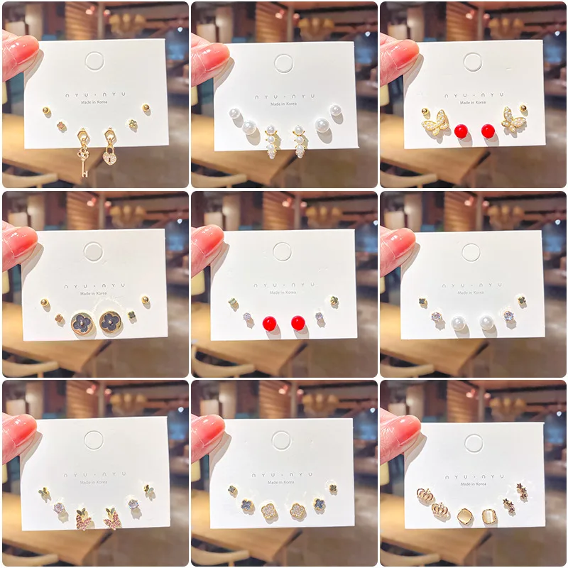 

3 Pairs Of Earring Pearl Flower Star Butterfly Geometric Gold Plated Diamond Zircon Stud Earring Set For Women, Picture shows