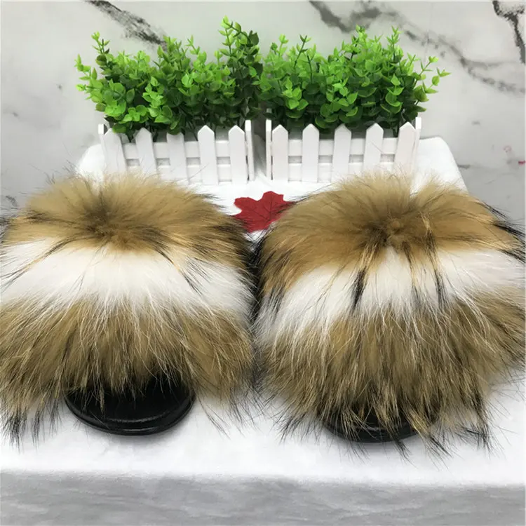 

The popular raccoon fur slippers, ladies fur slippers, can be delivered directly, Customized color