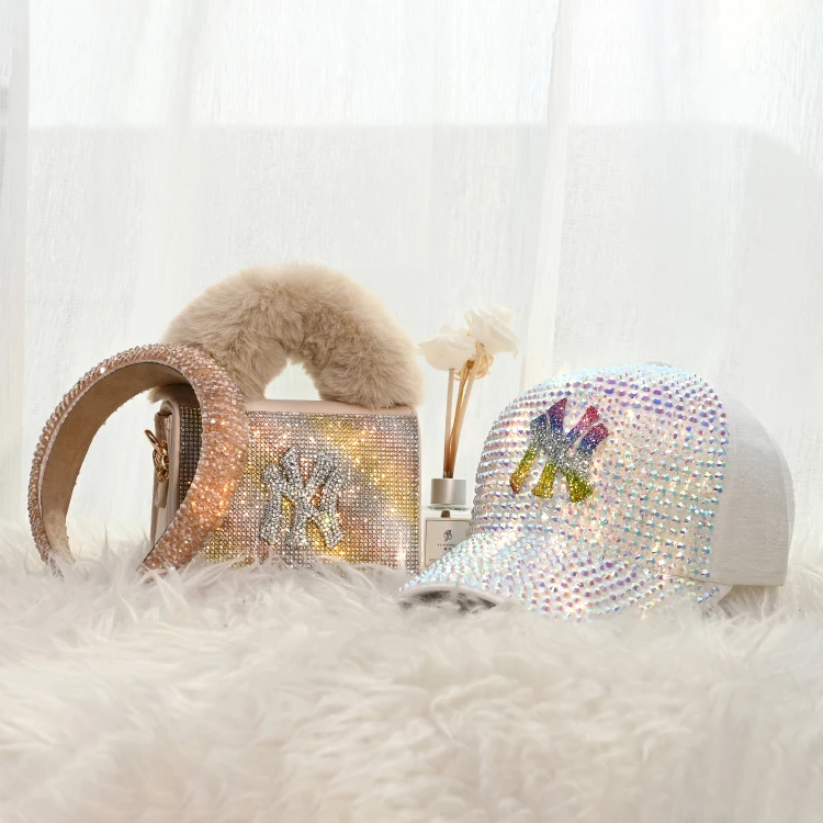 

Handbags Famous Brand Metal Logo Custom Purse 2021 Women Elegant Handbags And Hats And Set, Customizable