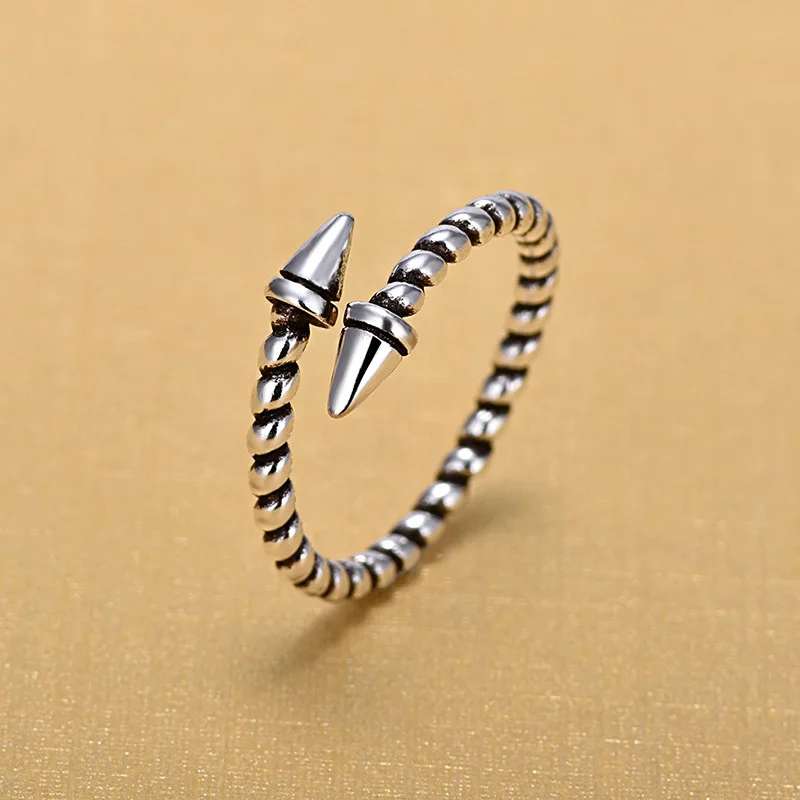 

Black Vintage Silver 925 Ox Horn Twist Rings For Friends Gifts Jewelry 2019