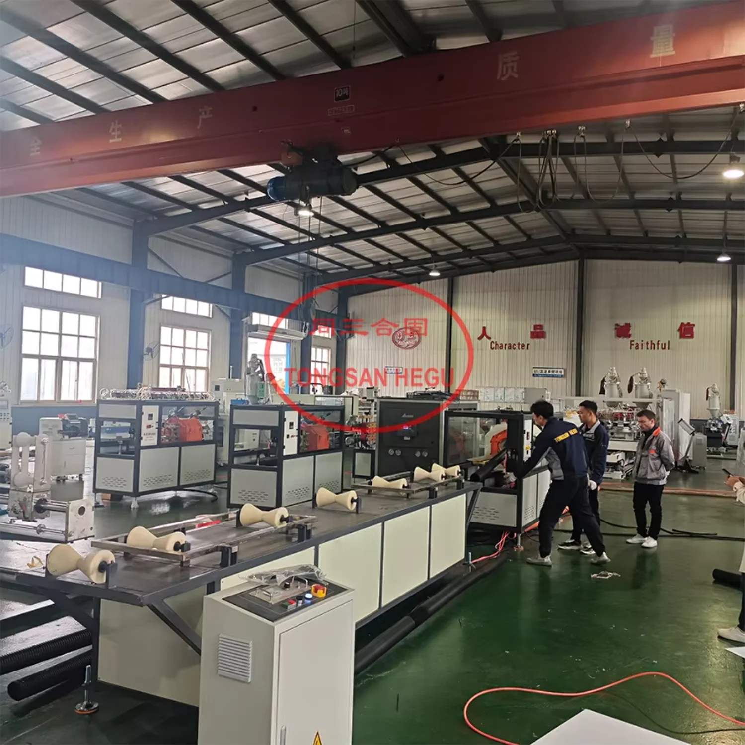 TONGSANHEGU ID32mm-OD110mm Plastic Corrugated Pipe High Speed Extrusion Line 90mm HDPE DWC Pipe Molding Machine