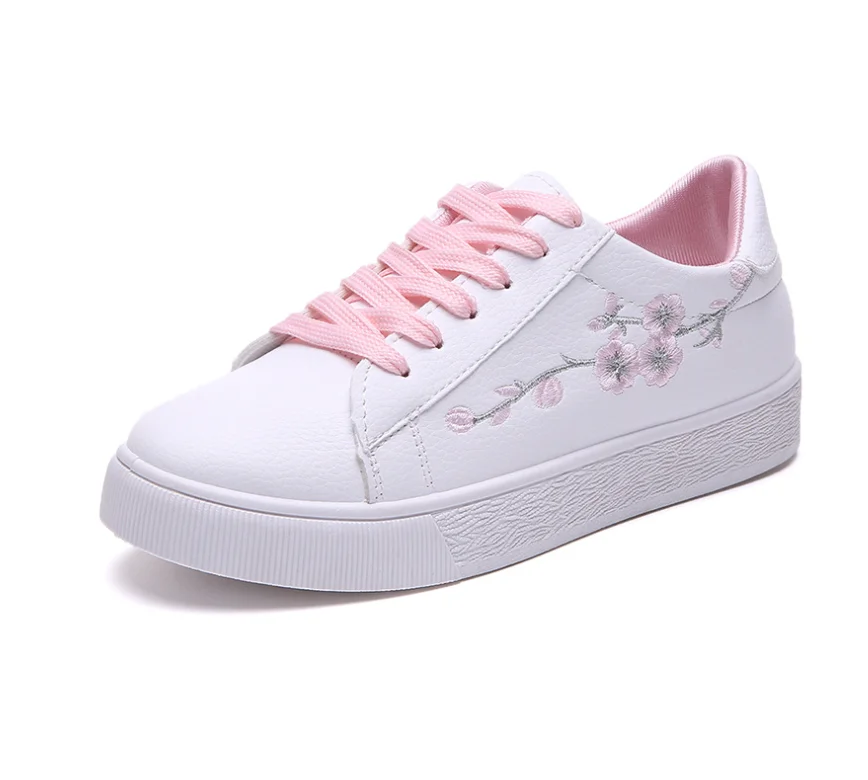 

Ladies casual shoes embroidered fashion student shoes