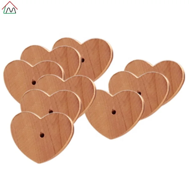 
LMC103 Cedar Wood Anti Moth Wooden Blocks Heart Shaped Balls 