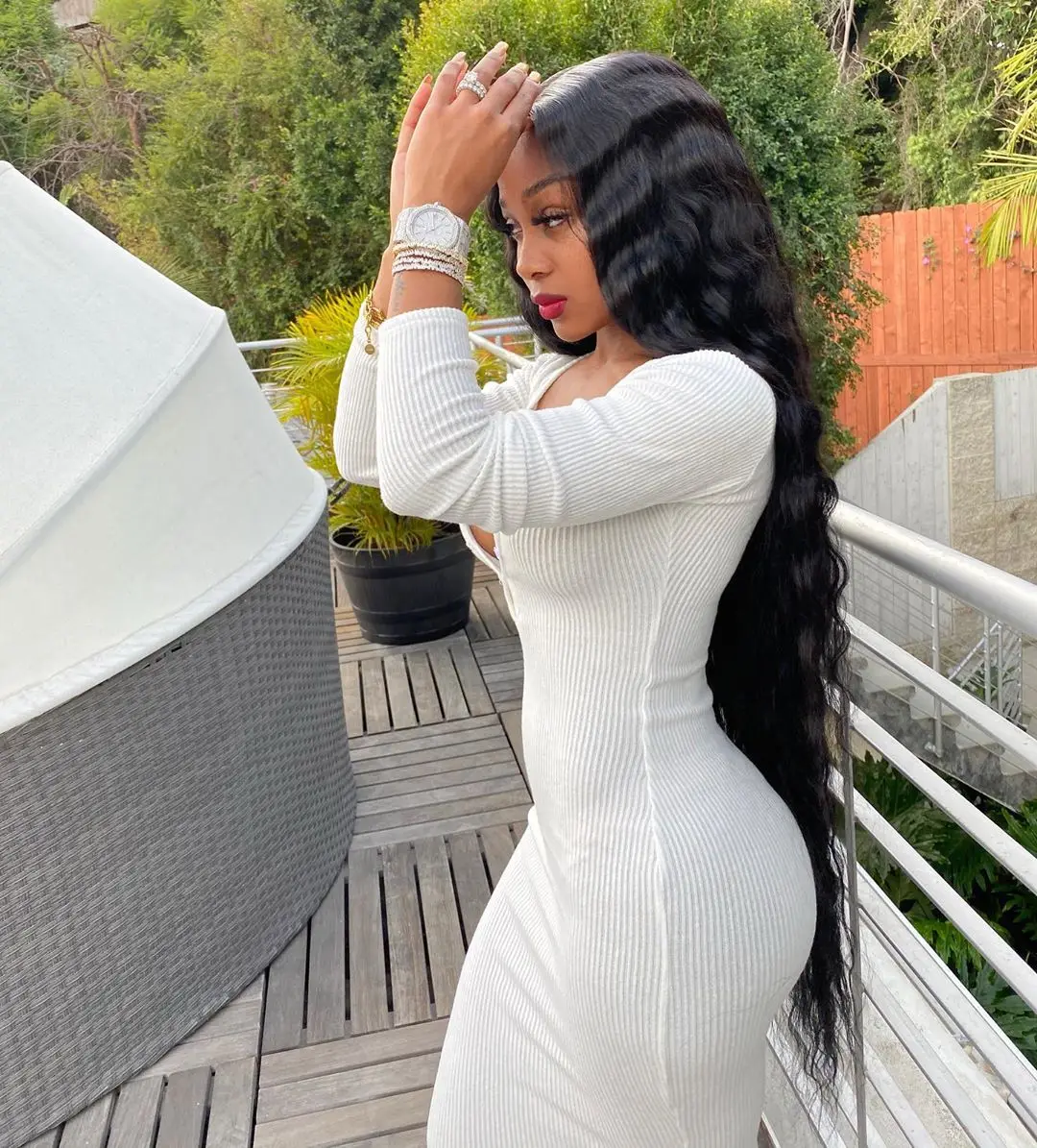 

Wholesale Price Long Straight lace front Wigs 10A grade Naturelle Raw Virgin Brazilian Human Hair Wig