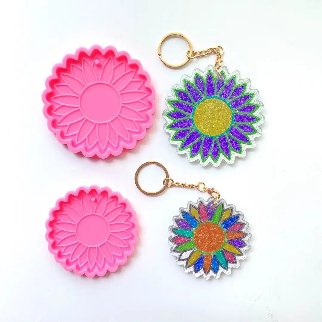 

0600 DIY Crystal Epoxy Size Chrysanthemum Keychain Decorative Silicone Mould Pendant Resin Mould, Pink