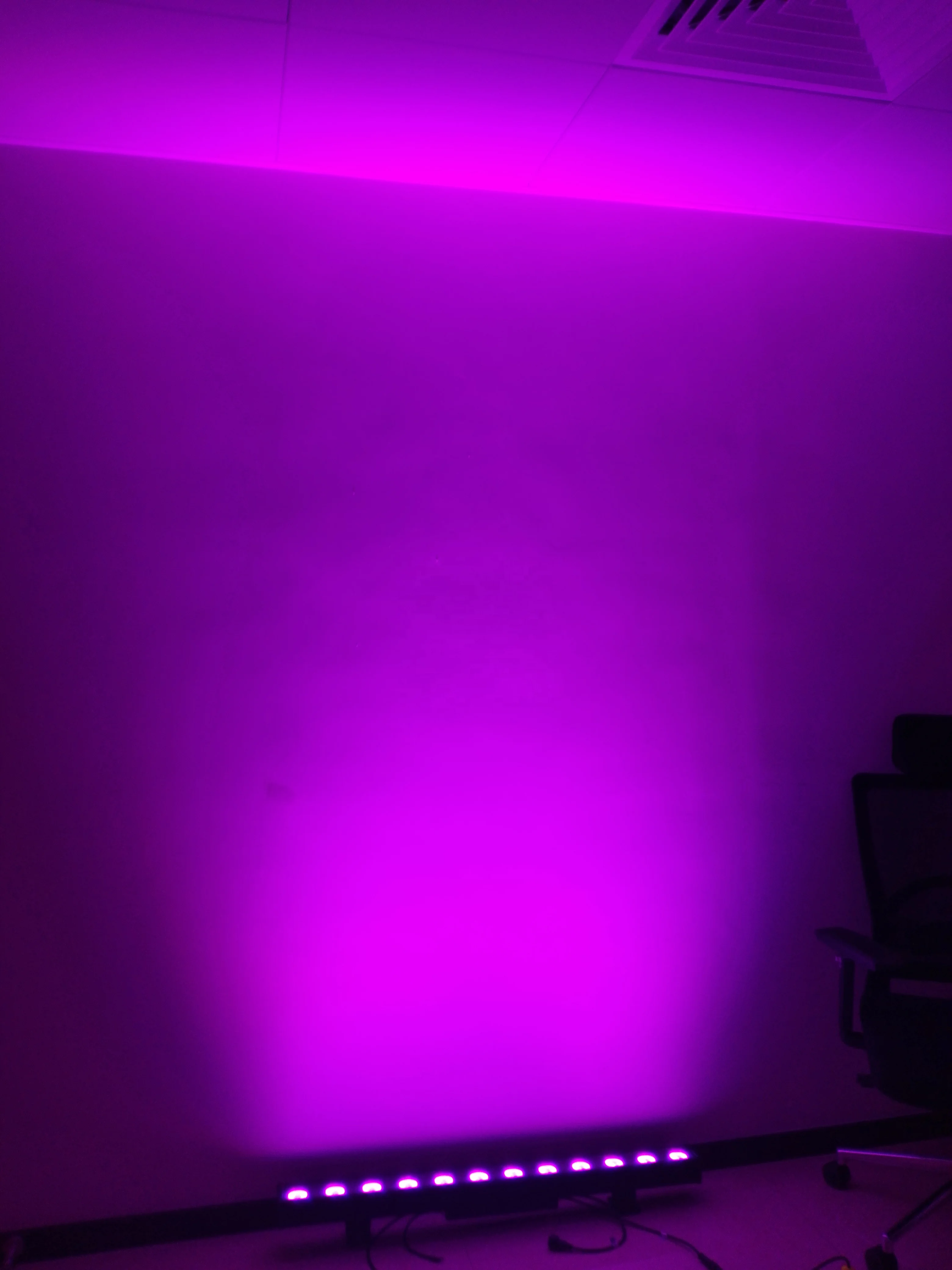 
1000mm ip65 battery 12x12w focus led build in dmx controller rgbw linear flood shield wall washer light 