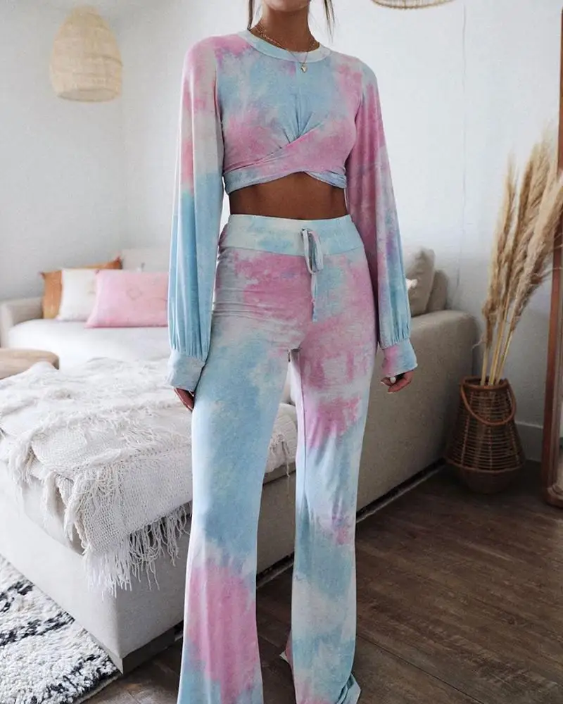 

Personalized Fuzzy New Casual Tie Dye Lounge Sleeve Set