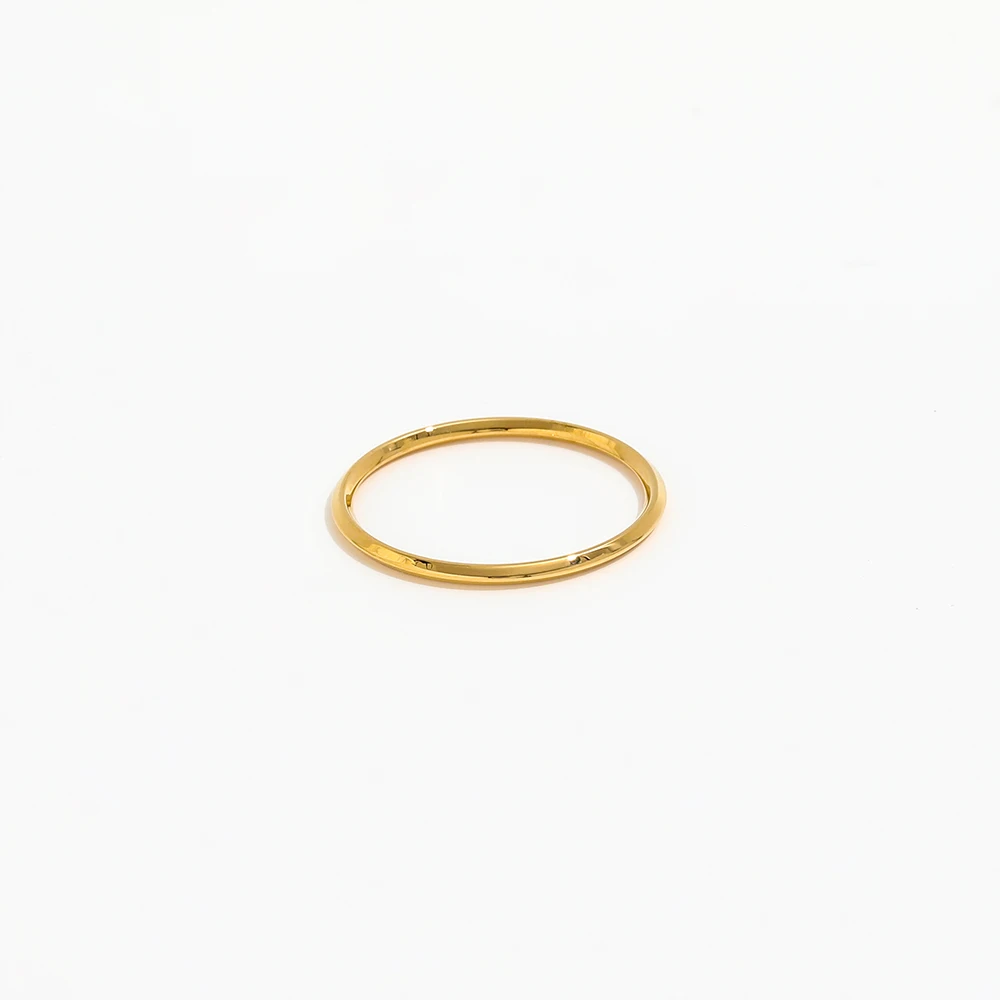 High End 18K Plain Gold Dainty Smooth Surface Ring Stainless Steel Trendy Simple Gold Plated Jewelry