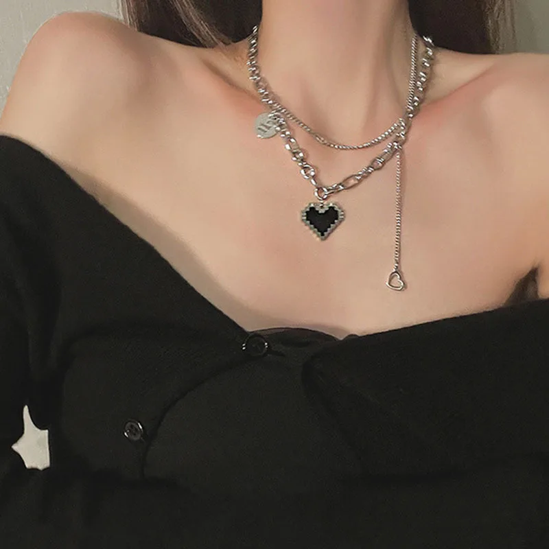 

Fashion stainless steel black love necklace female ins hip-hopdesign collarbone chain double layered thick chain Valentine's Day, Gold