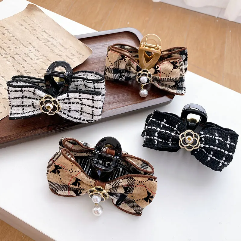 

DOWELL Korean retro large bow temperament fabric flower pearl hair claws for women