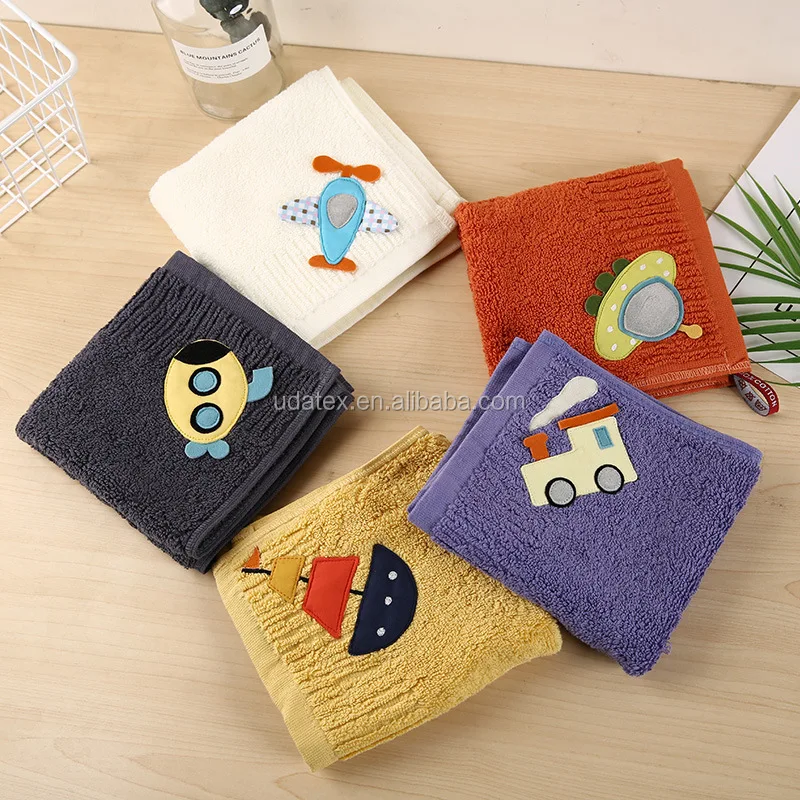 100% cotton long staple cute kids  towel  with applique face towel with hanger