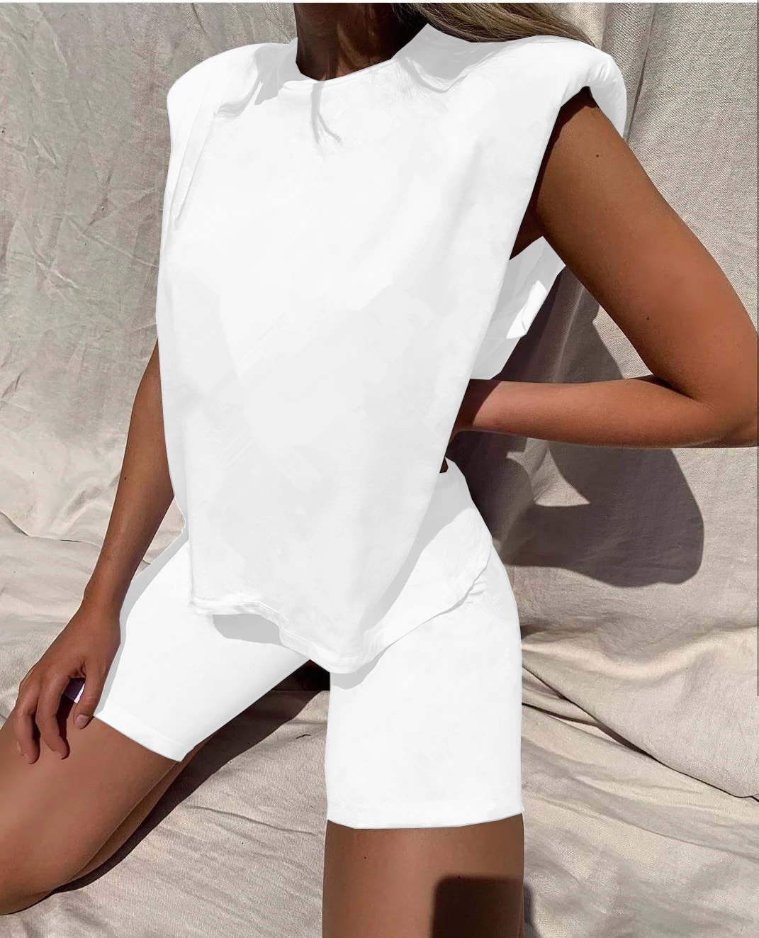 

2020 Fashion women clothing 2 pieces set good quality solid color ladies famale sleeveless loose sports cusaul set