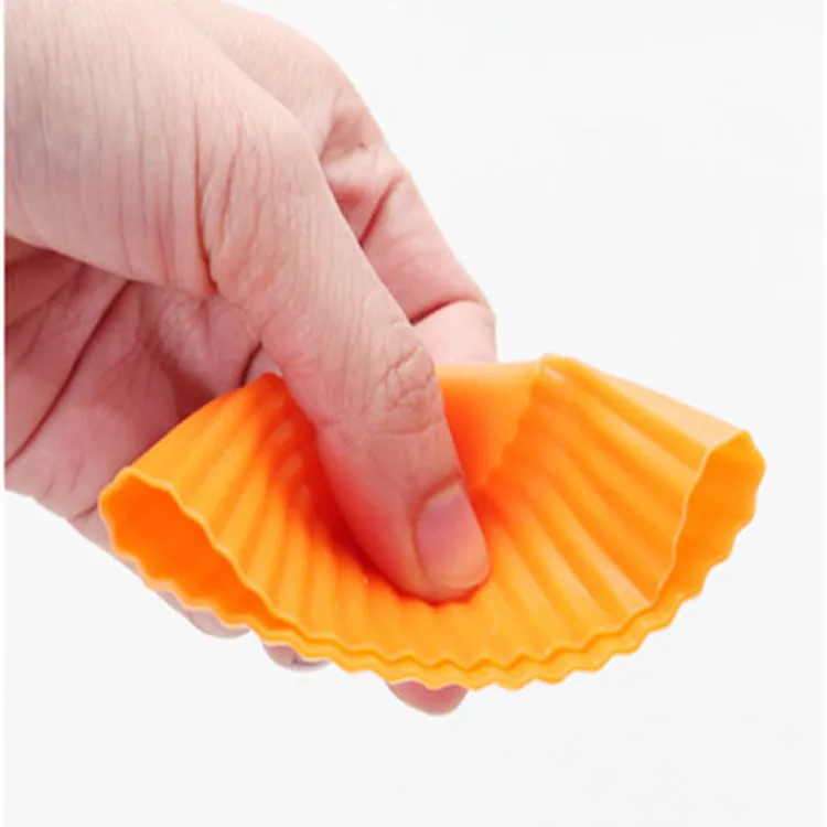 
BPA free high quality reusable silicone cupcake muffin baking cups 