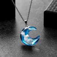 

2020 New Fashion Transparent Resin Moon Pendant Necklace Women Blue Sky White Cloud Chain Fashion Necklace Jewelry