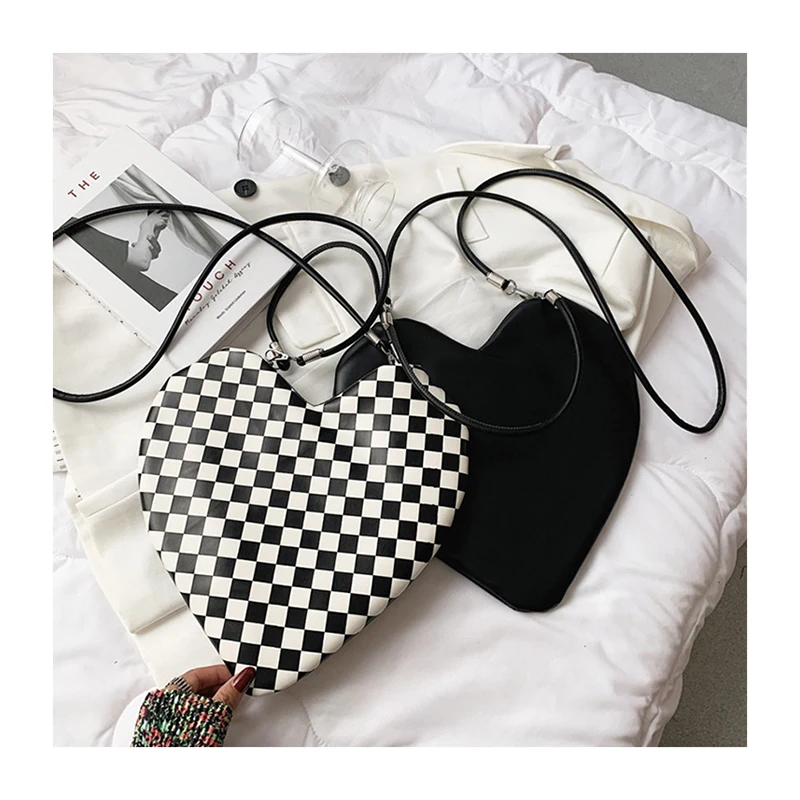 

Luxury Large White Plaid Heart Shaped Designer Women Messenger Bag INS Cute Handbags Fashion PU Leather Crossbody Bags Bolsa