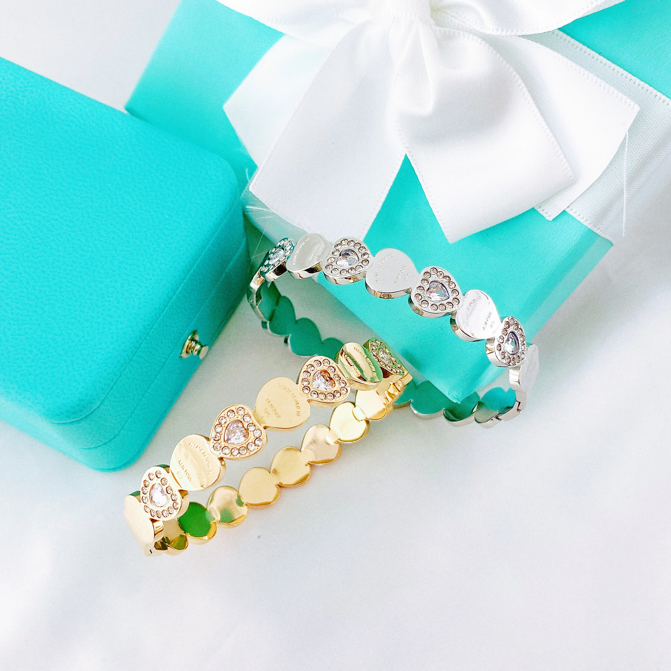 

Hot Luxury Rose Gold Stainless Steel Bracelets Bangles Female Heart Wholesale