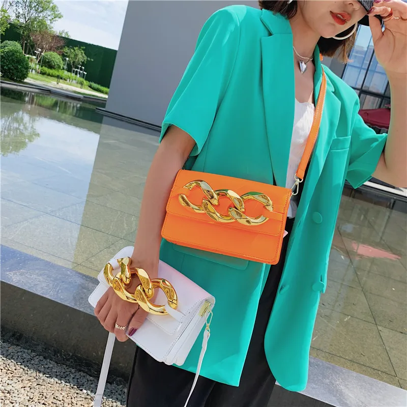 

2021 New arrivals girls fashion chain messenger hand bags lady fashion handbags popular purses
