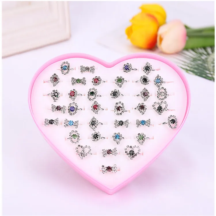 

Fashion Shinny Kids Finger Rings Heart Box Girls Lovely Resizable Ring For Children