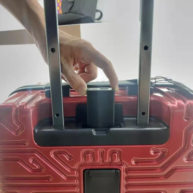 
newcom 2019 new product power bank luggage with TSA lock 