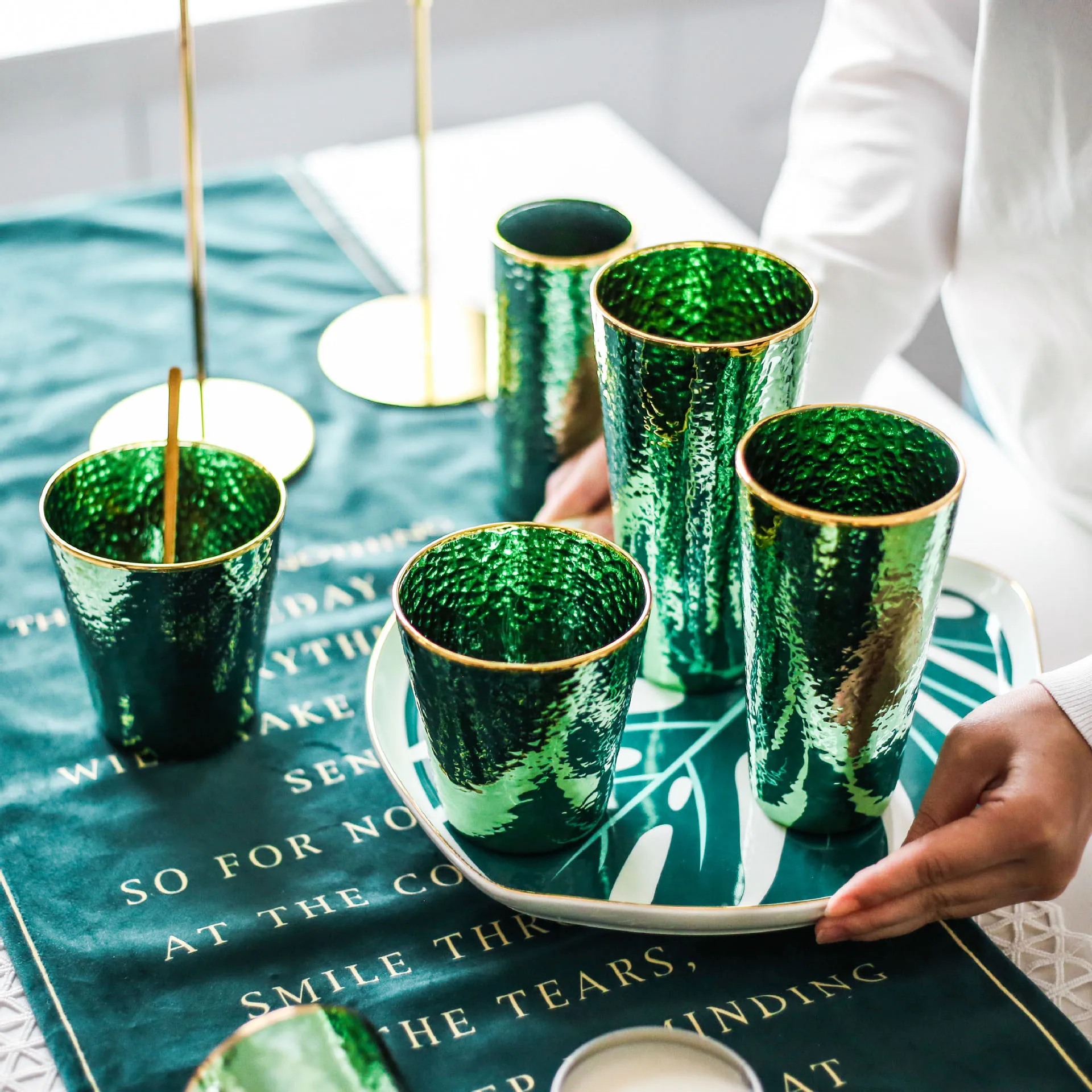 

Japanese-Style Hammer-Eye Pattern Grandma-Green Color Water glass Wine and Champagne Cup