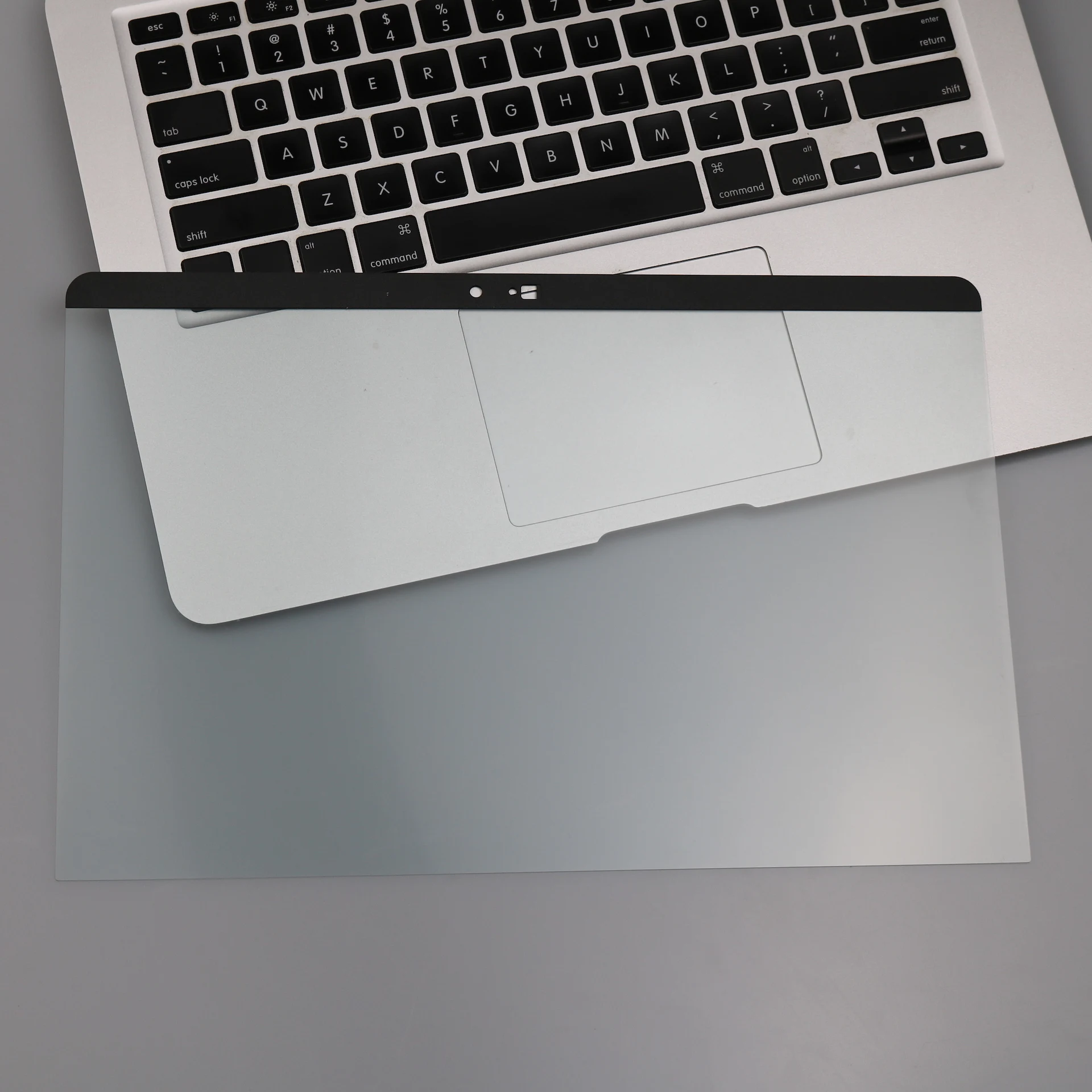 

Anti blue light magnetic screen protector for laptop Macbook Air Pro