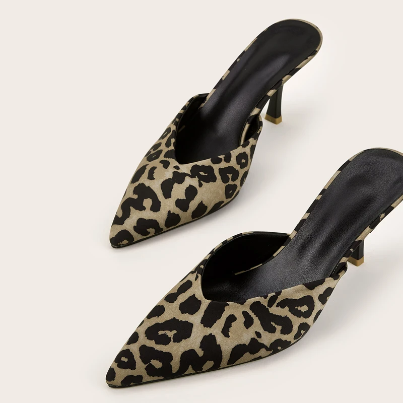 

2022 Summer New Style Leopard Print Pointed Toe Mules Women Slippers Sexy Shallow Slip On Ladies Office Work Shoes