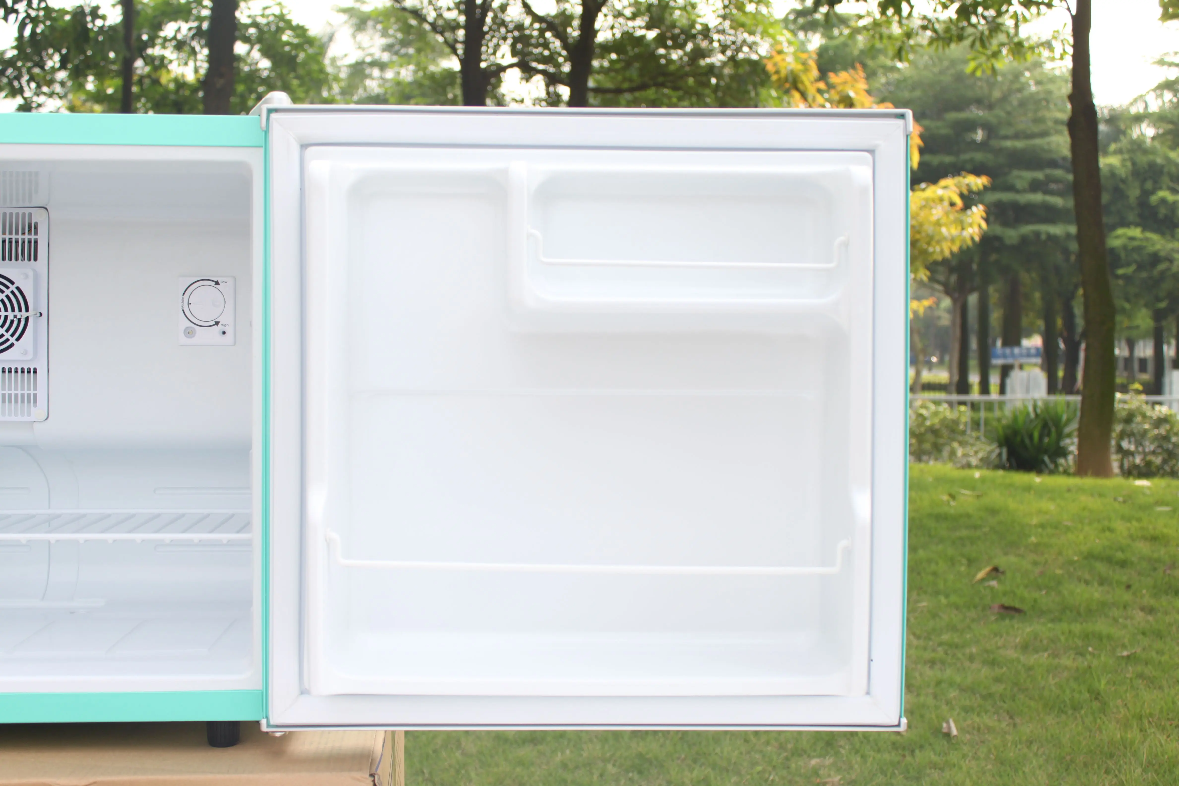 Thermoelectric 50 Litre Mini Single Door Refrigerator,Silent Hotel Or