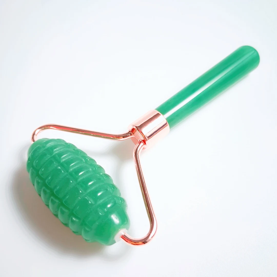 

Best Price facial massage jade roller Green Aventurine Rollers one hand massage and rugged edge roller