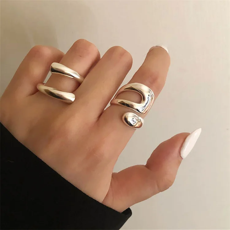 

European And American Retro Exaggerated Interlaced Geometric Ring Ins Style Personality Hip-Hop Punk Open Wild Female Ring, Picture shows