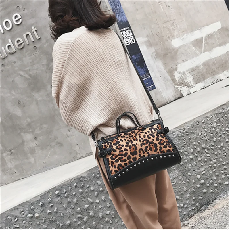 

Rivet Crossbody Bag Hot Selling PU Tote Bags dom1001739 Women Handbags With Strap Shoulder Cross Body Bags