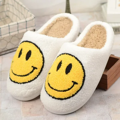 

2022 Hot Sale Microterry Fashionable Fluffy Comfortable Happy Face Smiley face Home slippers for women Lady