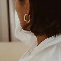 

Best Selling French Gold Chic O Shaped Hoop Earrings Women's Chunky Hoops Geometrical Brass Earrings Minimalist