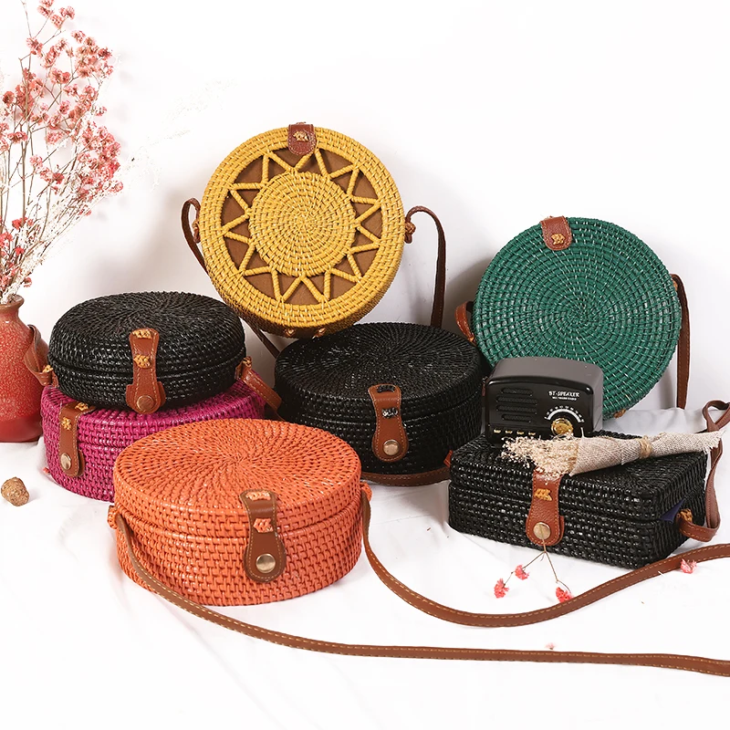 

Women Shoulder Bag Woven Rattan Bag Round Straw Small Beach Handbags Summer Hollow Handmade Messenger Bags