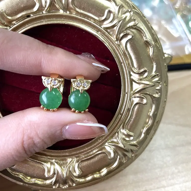 

Jade owl Earrings 2021 ins colorful natural green vintage women charm clip on owl earrings, Picture shows