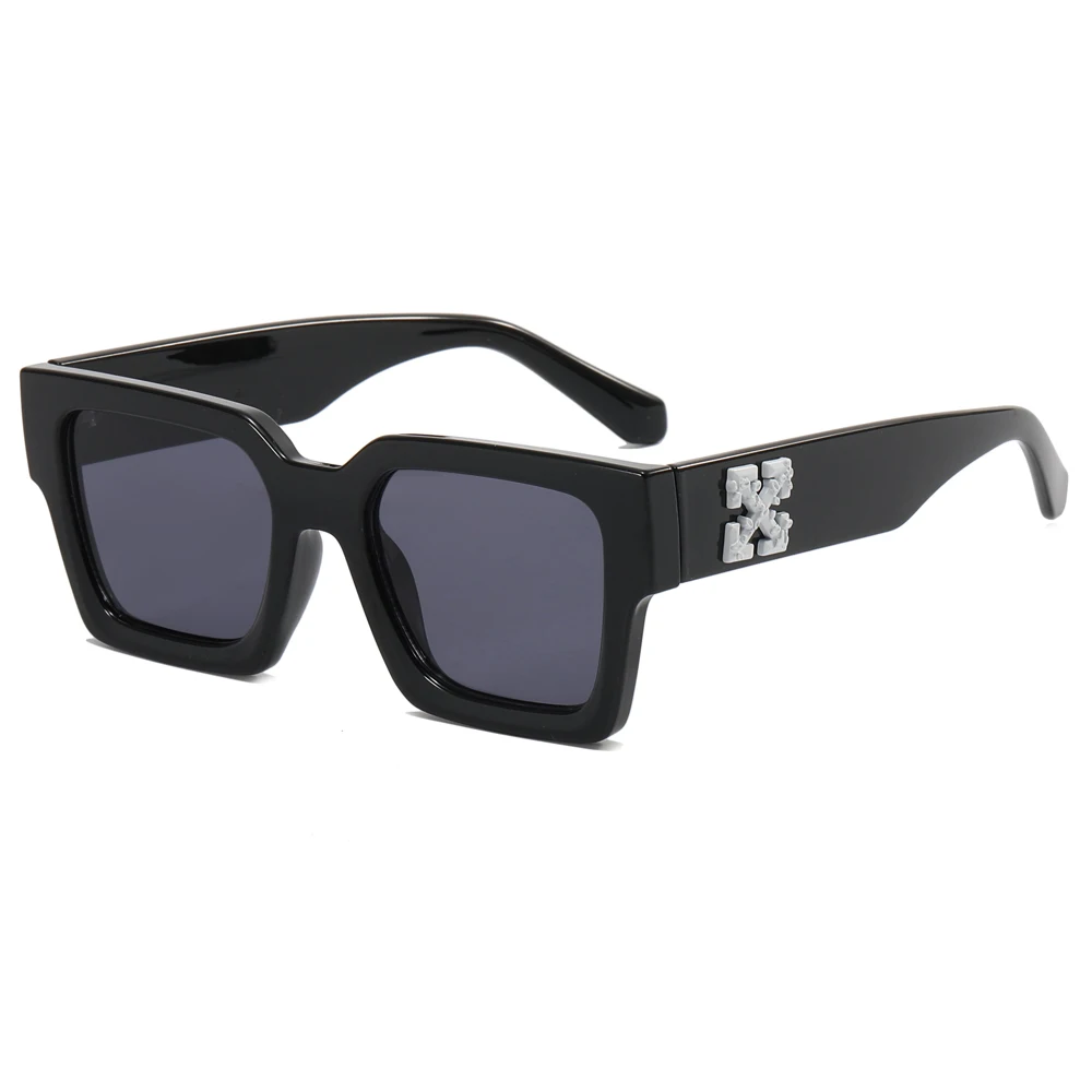 

Superhot Eyewear 29661 Fashion 2023 Chunky Chic Square Tinted Sunglasses