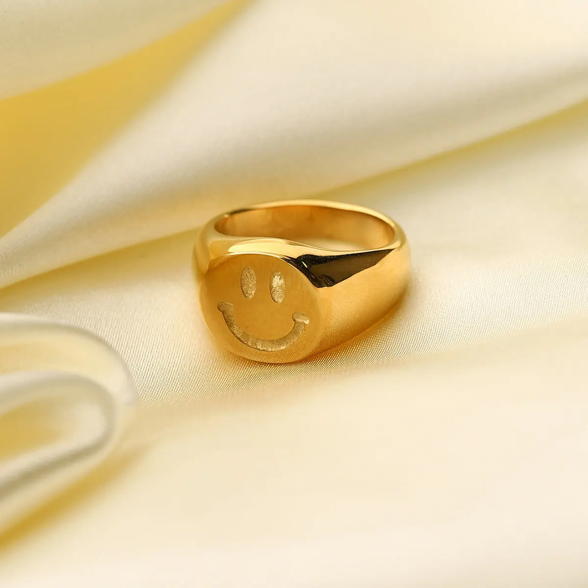 

High Quality Happy Face Gold Ring 18K Stainless Steel Smiley Chunky Rings for Women, Gold, silver, rose gold