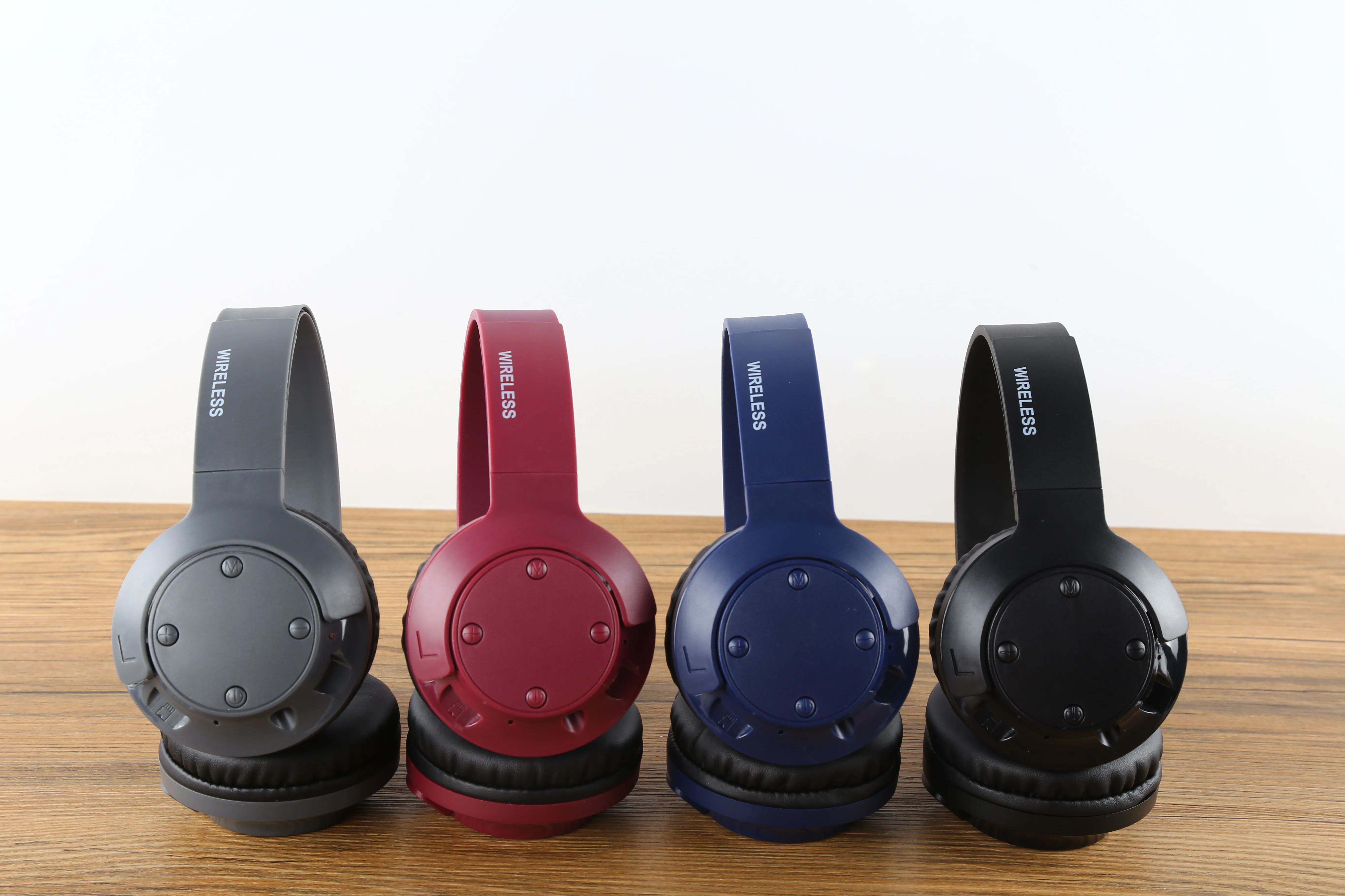 bsci 审计报告蓝色牙齿无线 mp3 运动耳机与 fm 收音机 bt 耳机 iso