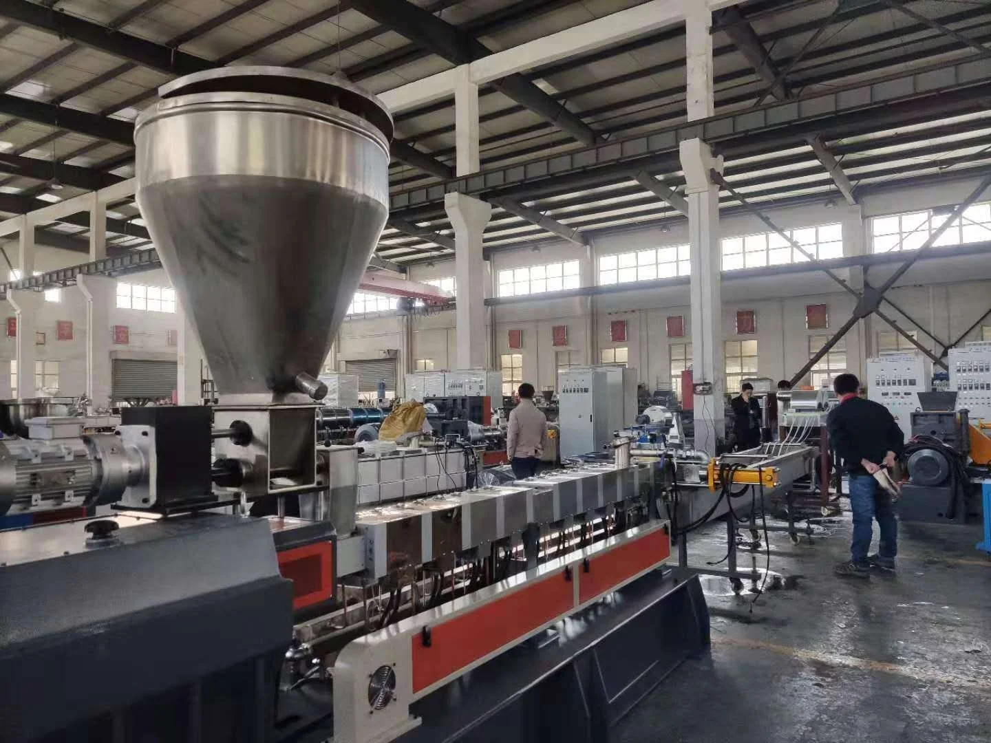 
Water cooling Strand Cutting System/ PP/PE/ABS/PS/PC/PET/TPE/TPV Compounding Extruder 