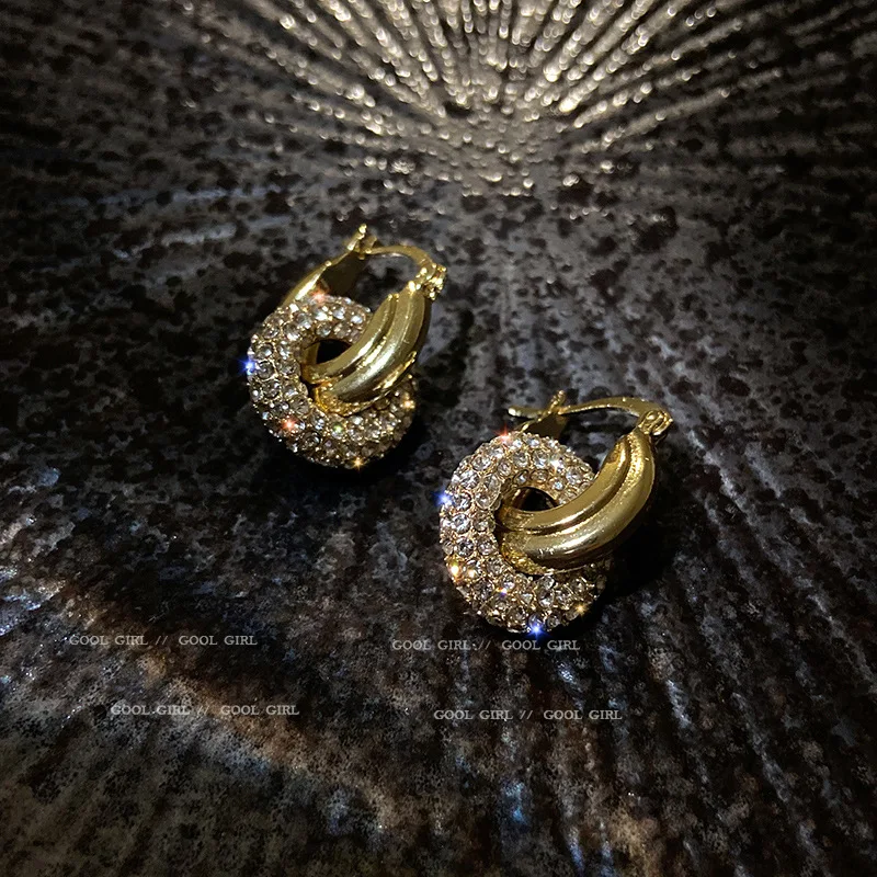 

Korean Style Geometric Gold Plated Full Diamond Clip On Earring Gold Round Circle Diamond Hoop Earring For Party