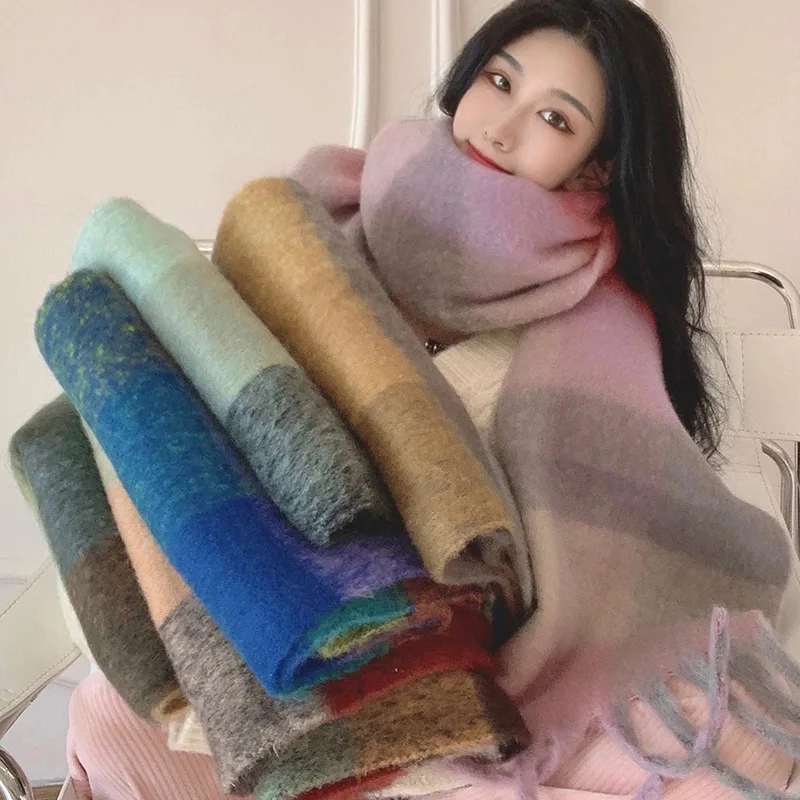 

Wholesale Winter Thickened Warm Loop Yarn Gradient Color Scarf With Tassel For Women Outdoor Colorful Woven Scarves Shawls