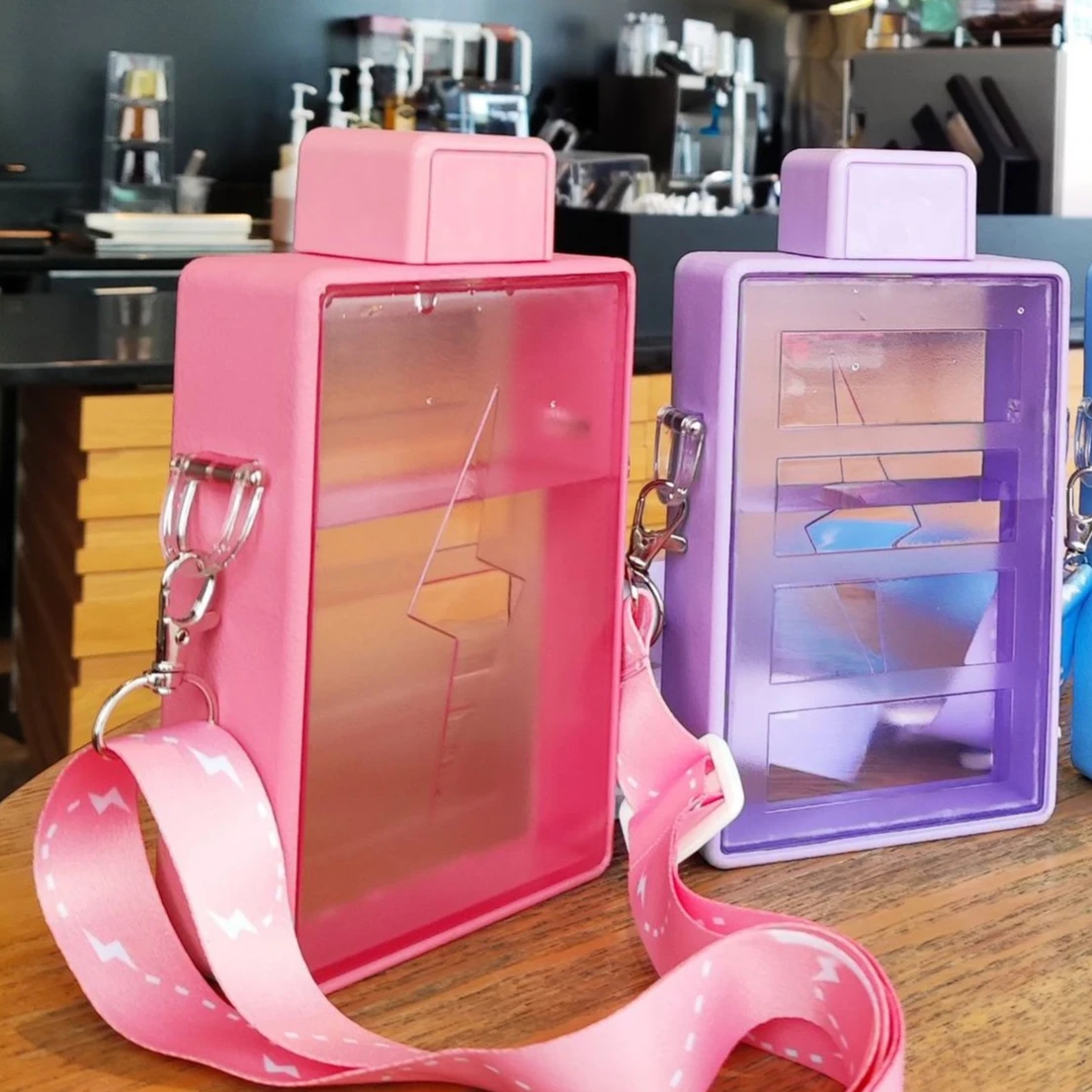 

Big Capacity Transparent Plastic Water Cup Messenger Bags Women Handbags Little Girls lightning Clear Drink Pouch Popsicle Purse, Customized color