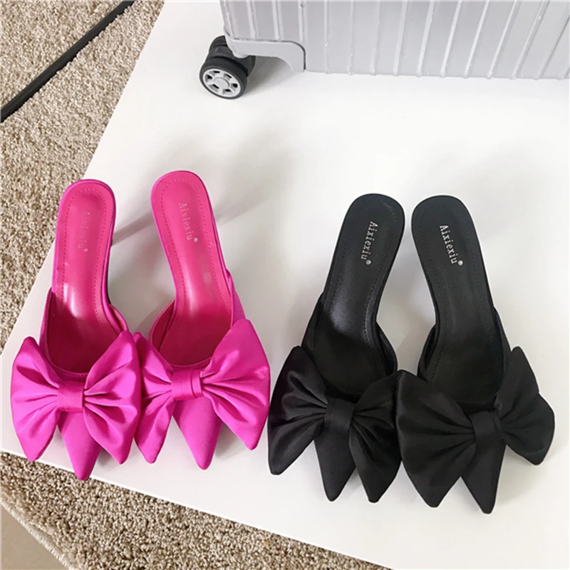 

2021 New Fashionable Hot Sale Shoes Woman Mules Pearl Slip-on Low Heels Pointed Toe Ladies Pumps Butterfly-knot Female