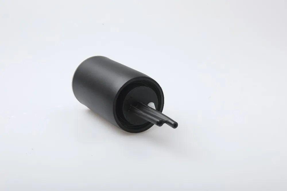 
handy capsule coffee machine with black water tank 
