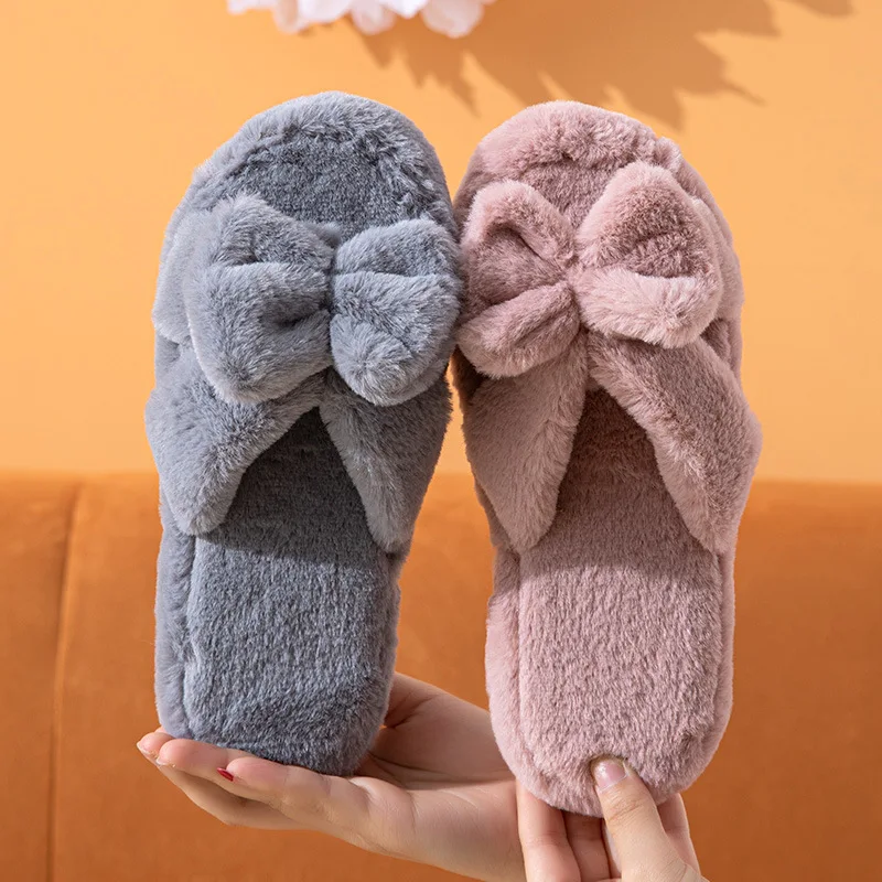 

Winter thick bottom fluffy plush cute women's slippers high quality cross faux fur flat slippers wholesale, Customized color