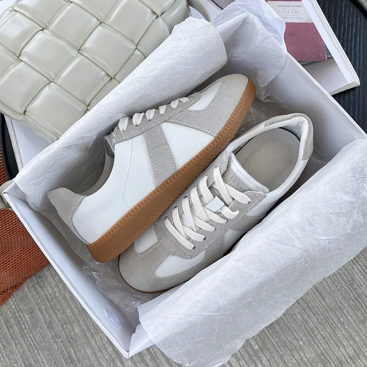 

Leather Platform Luxury Sport Designer Fashion White 2020 Sepatu Ladies Custom Running Manufacturer Women'S Fashion Sneakers