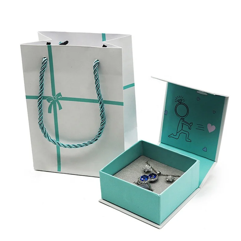 

Custom china wholesale cute white cardboard high end jewelry packaging box with lid and pouch for ring necklace earring set 2020, Green- white, black-white.