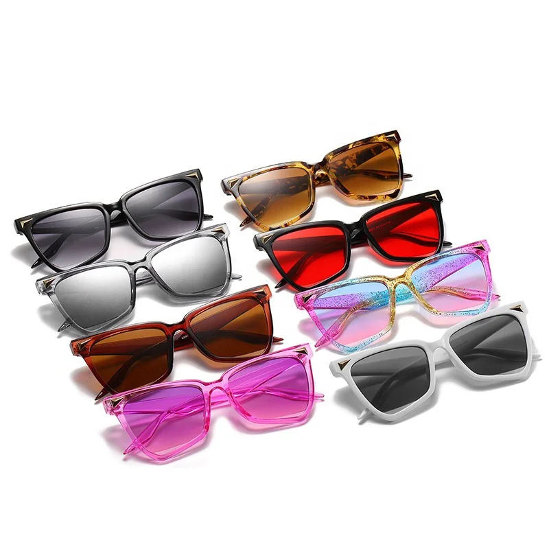 

Best Sale Fashion Women Jelly Frame Photochromic Triangle Sunglasses