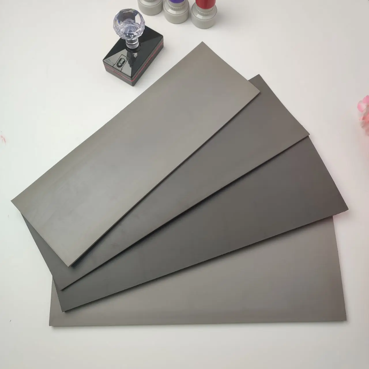 

Pre-cutted 330*110*2mm Pre Inked Flash Stamp Sheet Foam Pad Pre Inked Flash Stamp Foam