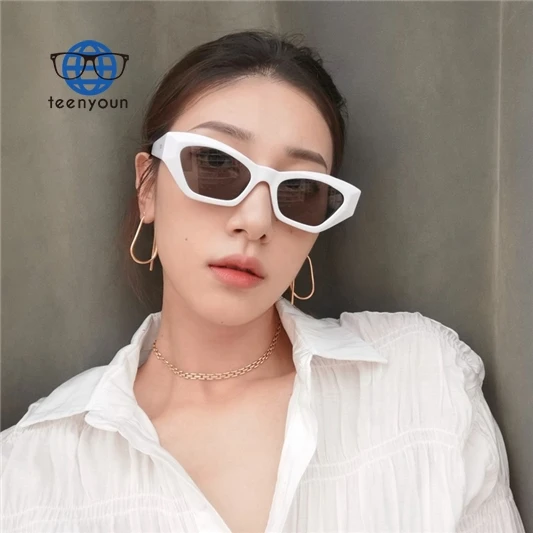 

Teenyoun Fashion Style Women Luxury Irregular Oculos Shades UV400 Men Personality Polarized TR90 Small Frame Sun Glasses